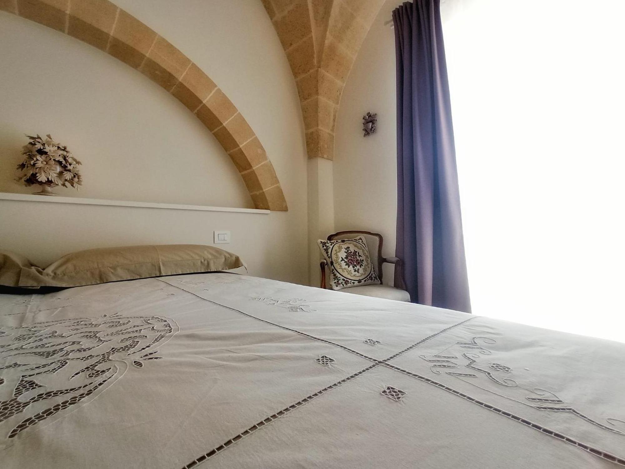 LE MAIOLICHE - Apulian B&B Grottaglie Cameră foto