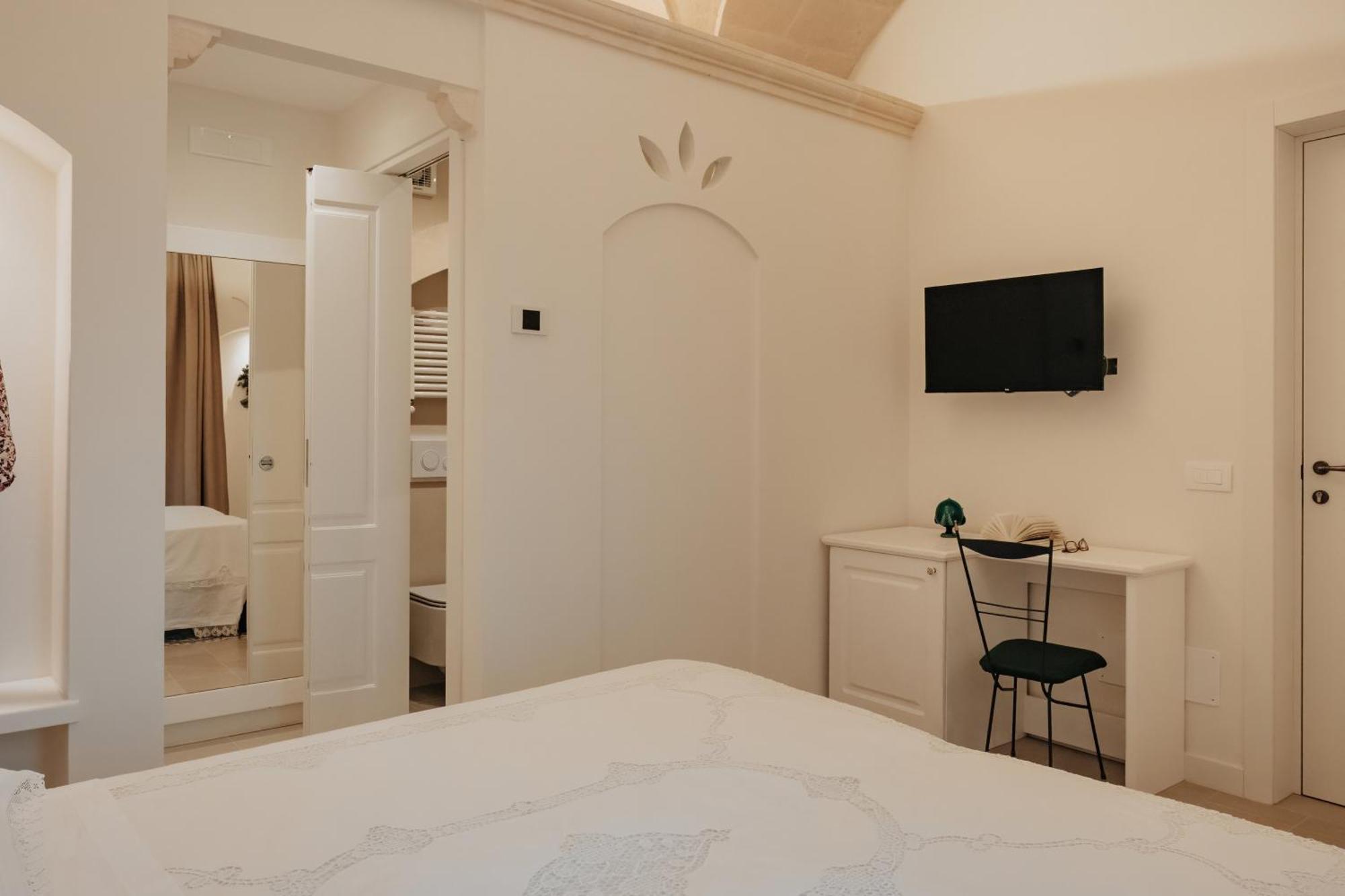 LE MAIOLICHE - Apulian B&B Grottaglie Exterior foto